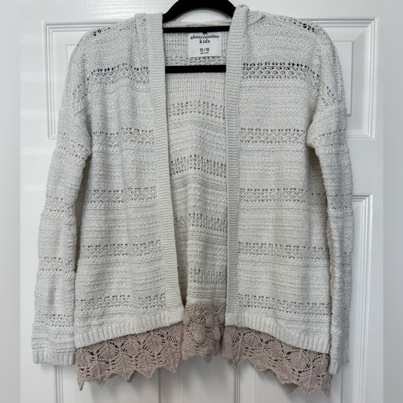 Abercrombie & Fitch Other - Abercrombie Kids Cream Cardigan Hoodie Sweater with Lace Trim Size 15/16